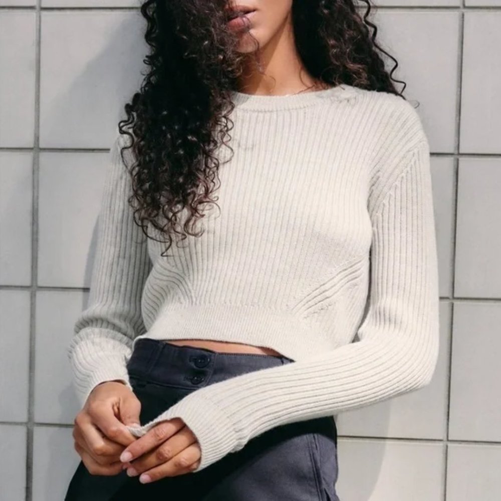 Aritzia Wilfred Free Boland cropped wool sweater in rust, size medium